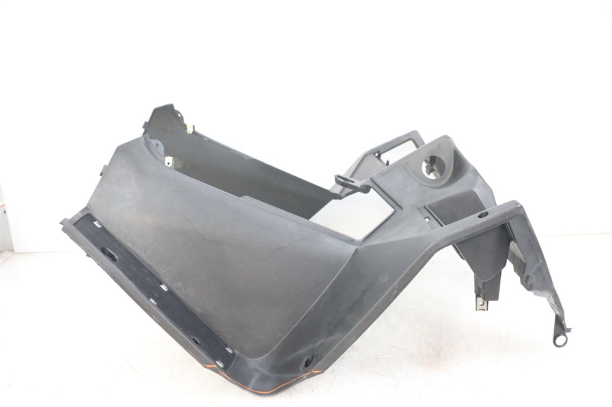 photo de PANEL INTERIOR PEUGEOT SATELIS 125 (2006 - 2009) - Primer plano de alta resolución