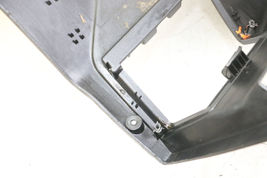 photo de TAPA FRONTAL INTERIOR PEUGEOT SATELIS 125 (2013 - 2018) - Recambio usado revisado