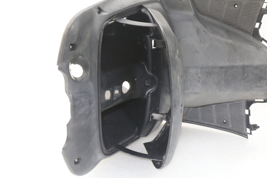 photo de TAPA FRONTAL INTERIOR HONDA SJ BALI 50 (1996 - 1999) - Características distintivas