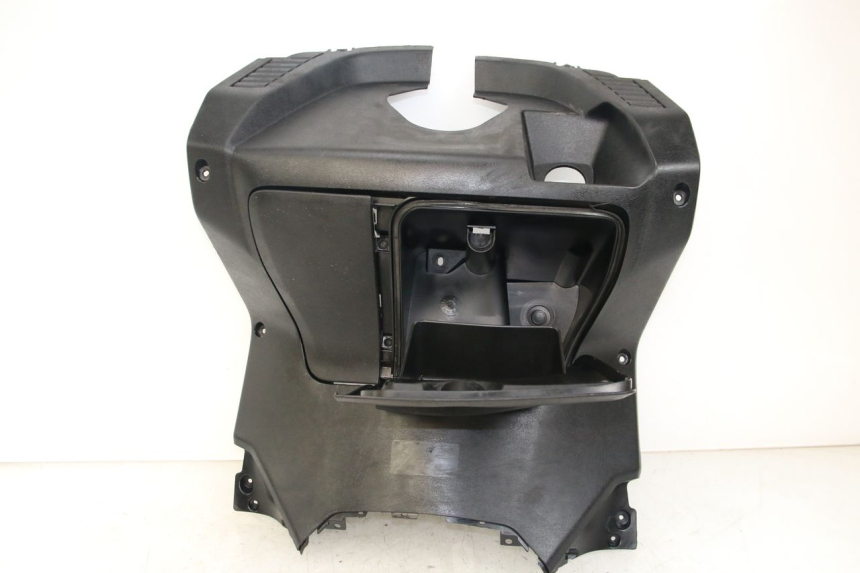 photo de TAPA FRONTAL INTERIOR MBK SKYCRUISER 125 (2006 - 2009) - Vista general del producto