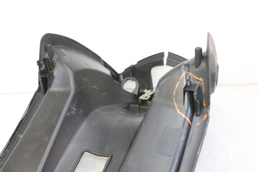 photo de PANEL INTERIOR PEUGEOT SPEEDFIGHT 3 AIR 50 (2009 - 2015) - Detalle de la pieza