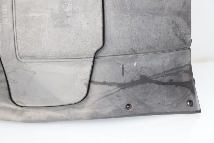 photo de TAPA FRONTAL INTERIOR APRILIA SPORT CITY SPORTCITY 125 (2005 - 2008) - Inspección visual detallada