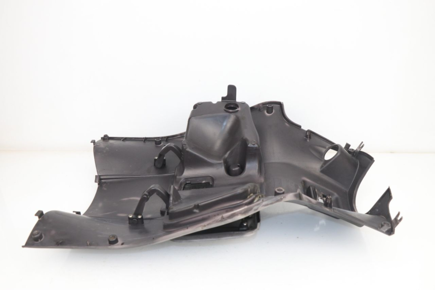 photo de TAPA FRONTAL INTERIOR APRILIA SPORT CITY SPORTCITY 125 (2005 - 2008) - Primer plano técnico