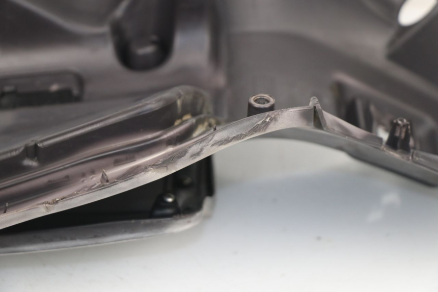 photo de TAPA FRONTAL INTERIOR APRILIA SPORT CITY SPORTCITY 125 (2005 - 2008) - Vista general del producto