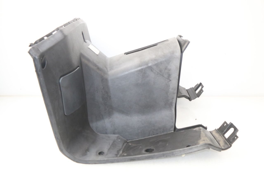 photo de TAPA FRONTAL INTERIOR RAZZO STEED 125 (2012 - 2018) - Marcados y referencias originales