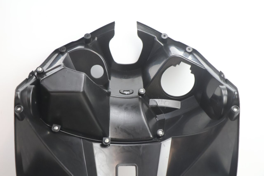 photo de TAPA FRONTAL INTERIOR VASTRO STREET S 50 (2016 - 2021) - Marcados y referencias originales