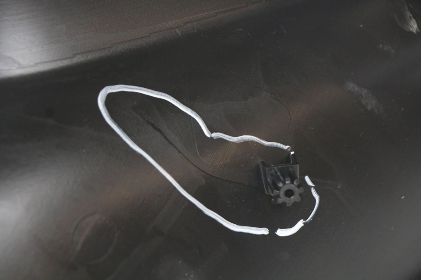 photo de PANEL INTERIOR PEUGEOT STREETZONE 4T 50 (2018 - 2023) - Vista general del producto