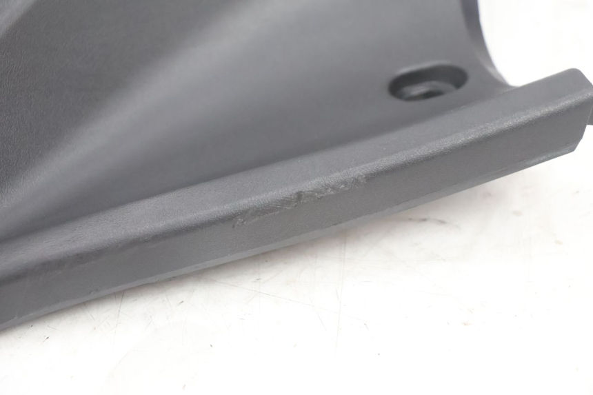 photo de TAPA FRONTAL INTERIOR PEUGEOT STREETZONE NAKED 2T 50 (2014 - 2018) - Características distintivas