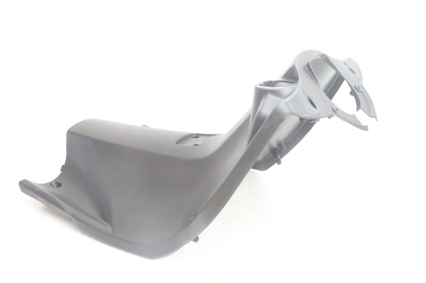 photo de TAPA FRONTAL INTERIOR PEUGEOT STREETZONE NAKED 2T 50 (2014 - 2018) - Primer plano técnico