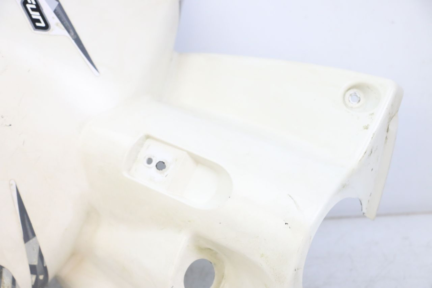 photo de PANEL INTERIOR MBK STUNT NAKED 50 (2004 - 2018) - Características distintivas