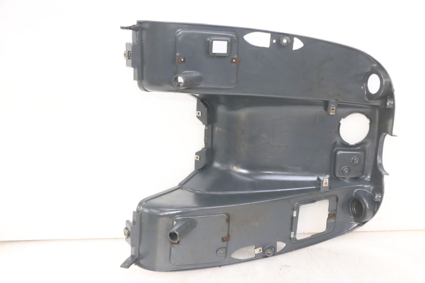photo de TAPA FRONTAL INTERIOR PIAGGIO SUPER LX 125 (2000 - 2003) - Marcados y referencias originales