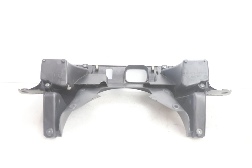 photo de TAPA FRONTAL SUPERIOR SUZUKI BURGMAN EXECUTIVE ABS 650 (2006 - 2012) - Marcados y referencias originales
