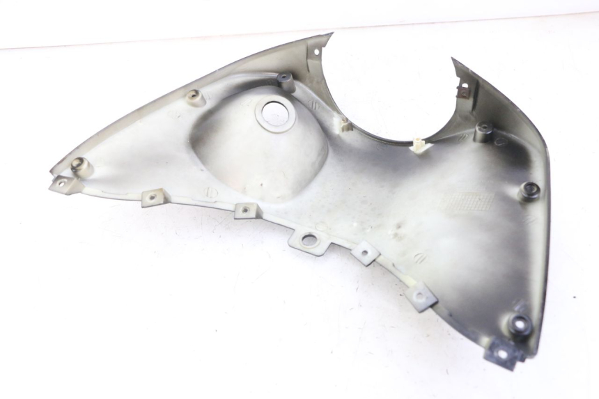 photo de TAPA FRONTAL SUPERIOR DAELIM BESBI 125 (2007 - 2008) - Otra perspectiva