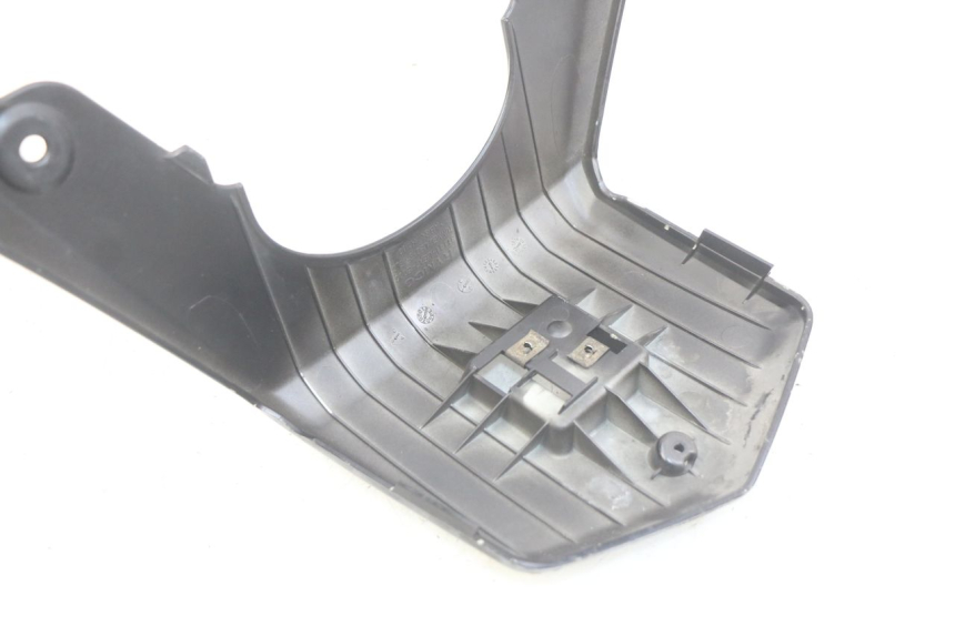 photo de PANEL INTERIOR SUPERIOR KYMCO DINK STREET 125 (2009 - 2014) - Detalle de la pieza