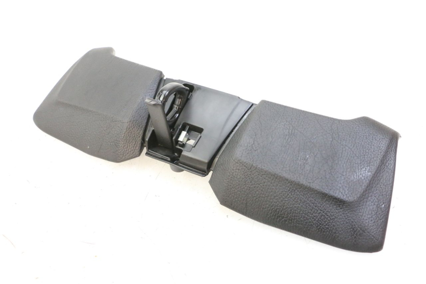 photo de PANEL INTERIOR SUPERIOR PIAGGIO MP3 500 (2014 - 2017) - Vista general del producto