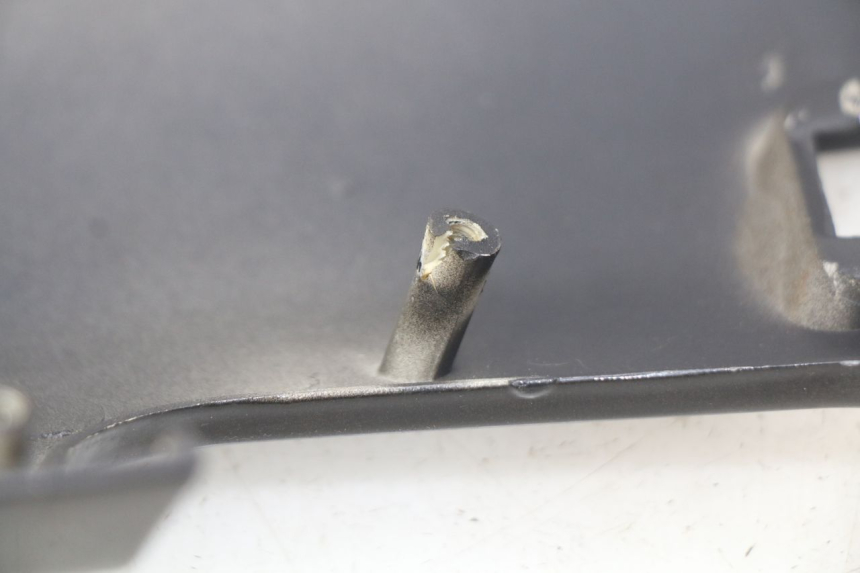 photo de PANEL INTERIOR SUPERIOR TNT MOTOR OTTO 2T 50 (2012 - 2018) - Primer plano técnico