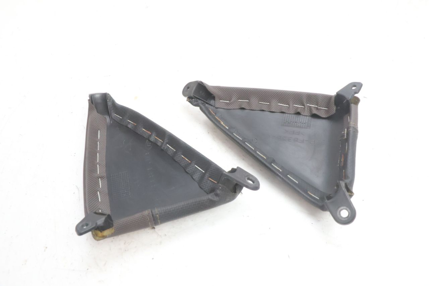 photo de TAPA FRONTAL SUPERIOR YAMAHA X-MAX XMAX 125 (2010 - 2013) - Estado de la superficie y material