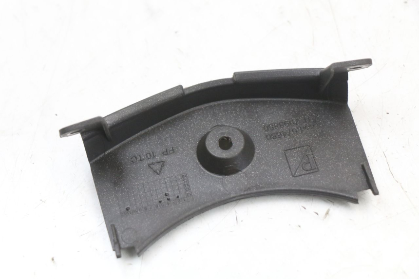 photo de PANEL INTERIOR SUPERIOR PIAGGIO X10 125 (2012 - 2017) - Zoom estado de uso