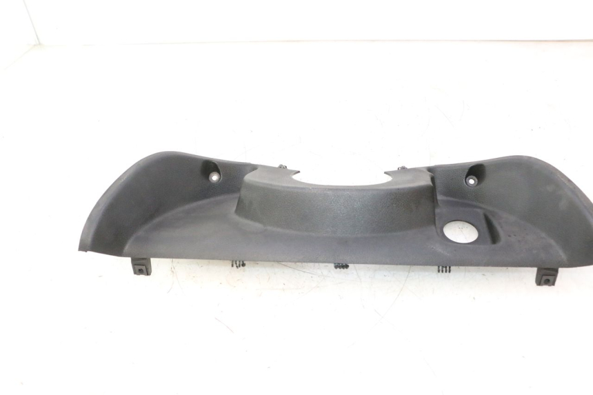 photo de TAPA FRONTAL SUPERIOR YAMAHA YP MAJESTY 125 (2002 - 2006) - Otra perspectiva