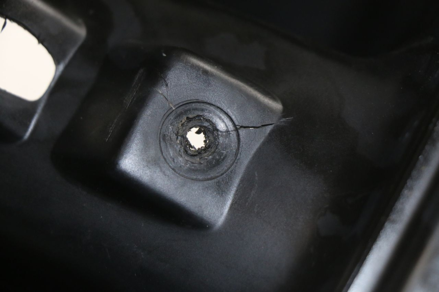 photo de TAPA FRONTAL INTERIOR PEUGEOT SV 50 (1992 - 2004) - Primer plano técnico