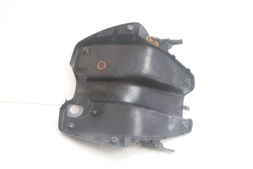 photo de TAPA FRONTAL INTERIOR PEUGEOT TREKKER 50 (1995 - 2004) - Características distintivas