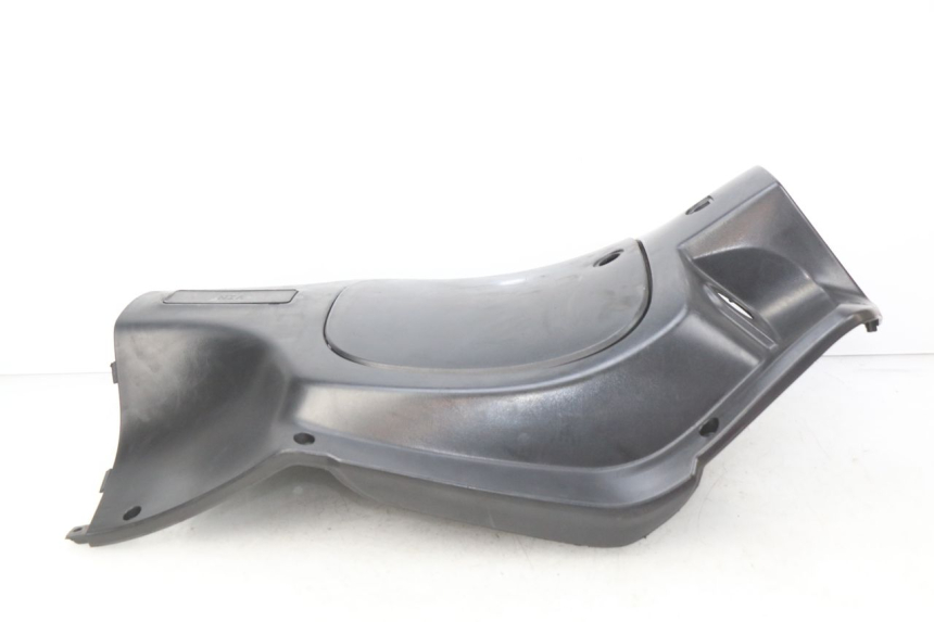 photo de TAPA FRONTAL INTERIOR PEUGEOT TWEET 4T 50 (2018 - 2022) - Detalles de los puntos de fijación