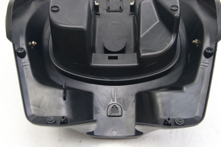 photo de PANEL INTERIOR PEUGEOT TWEET 4T 50 (2010 - 2014) - Perfil de la pieza de repuesto