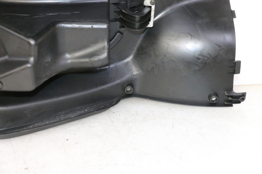 photo de TAPA FRONTAL INTERIOR PEUGEOT TWEET PRO CARGO 50 (2018 - 2022) - Zoom estado de uso