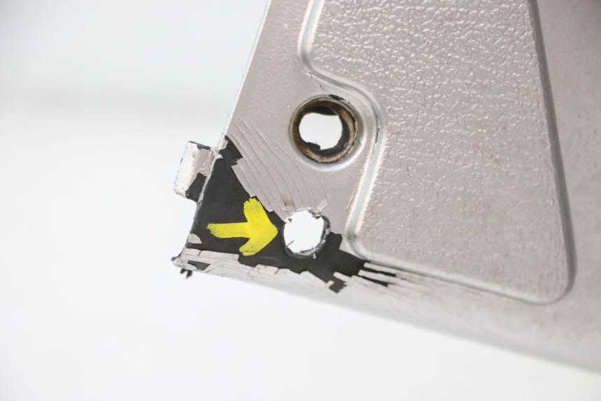 photo de TAPA FRONTAL INTERIOR PIAGGIO TYPHOON 50 (1993 - 1999) - Inspección visual detallada