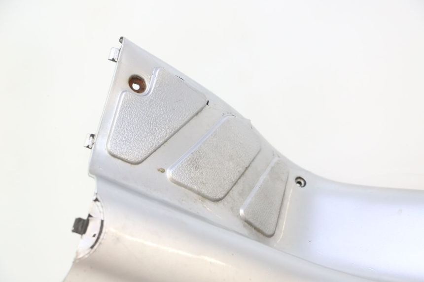 photo de TAPA FRONTAL INTERIOR PIAGGIO TYPHOON 50 (1993 - 1999) - Ángulo de visión alternativo
