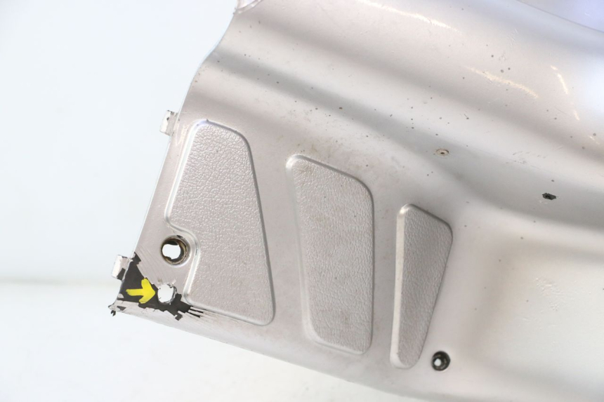 photo de TAPA FRONTAL INTERIOR PIAGGIO TYPHOON 50 (1993 - 1999) - Zoom calidad de ocasión