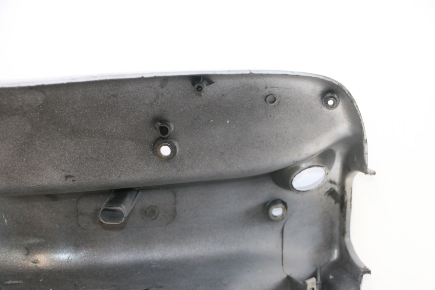 photo de TAPA FRONTAL INTERIOR PIAGGIO TYPHOON 50 (1993 - 1999) - Otra perspectiva