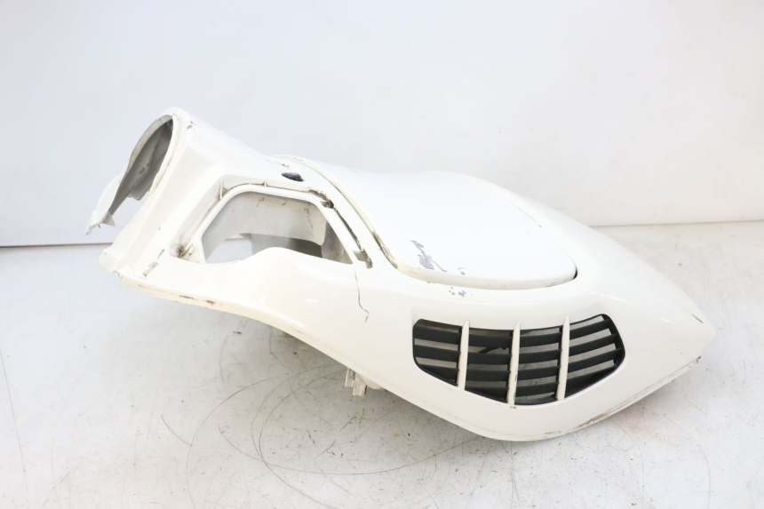 photo de TAPA FRONTAL INTERIOR PIAGGIO VESPA GTS SUPER IE 125 (2009 - 2016) - Zoom estado de uso