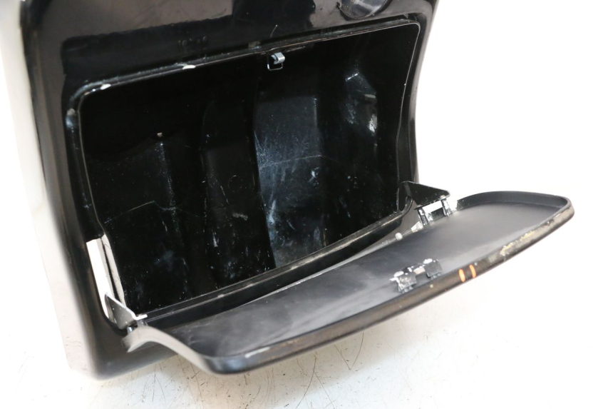 photo de TAPA FRONTAL INTERIOR PIAGGIO VESPA PK FL 2T 50 (1990 - 1996) - Estado de la superficie y material