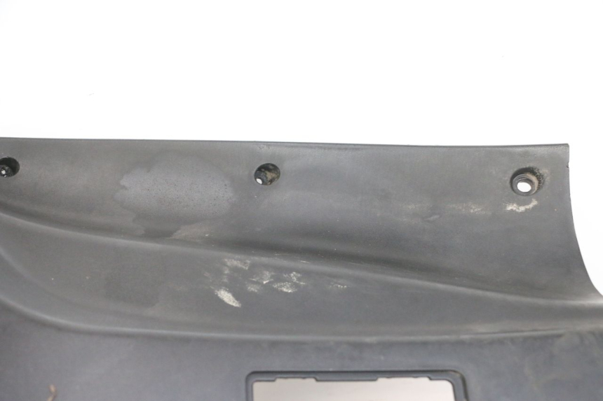 photo de PANEL INTERIOR PEUGEOT VIVACITY NEW 4T 50 (2008 - 2017) - Detalles de los puntos de fijación