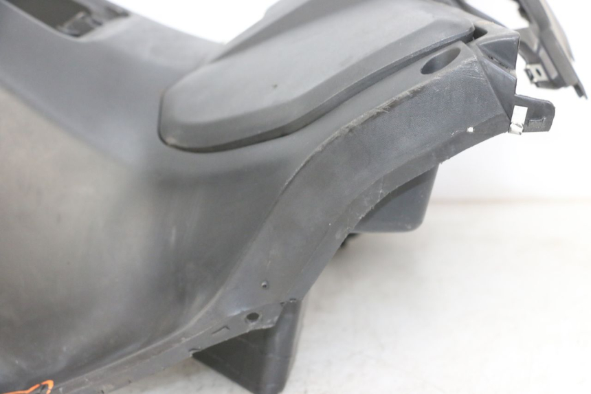 photo de TAPA FRONTAL INTERIOR YAMAHA X-MAX XMAX ABS 250 (2010 - 2012) - Otra vista del artículo