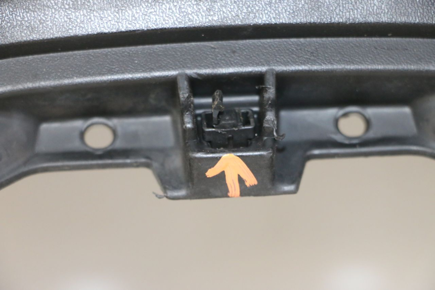 photo de TAPA FRONTAL INTERIOR YAMAHA X-MAX XMAX ABS 250 (2010 - 2012) - Ángulo de visión alternativo