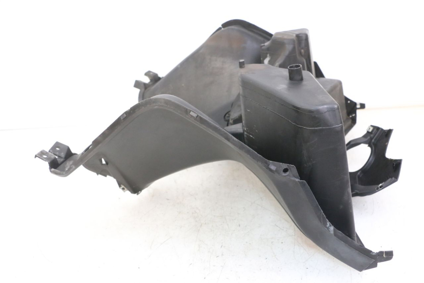 photo de TAPA FRONTAL INTERIOR YAMAHA X-MAX XMAX ABS 250 (2010 - 2012) - Zoom estado de uso