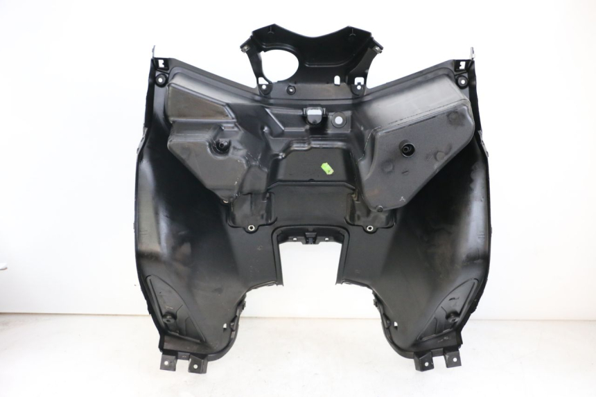 photo de PANEL INTERIOR YAMAHA X-MAX XMAX 125 (2010 - 2013) - Primer plano técnico