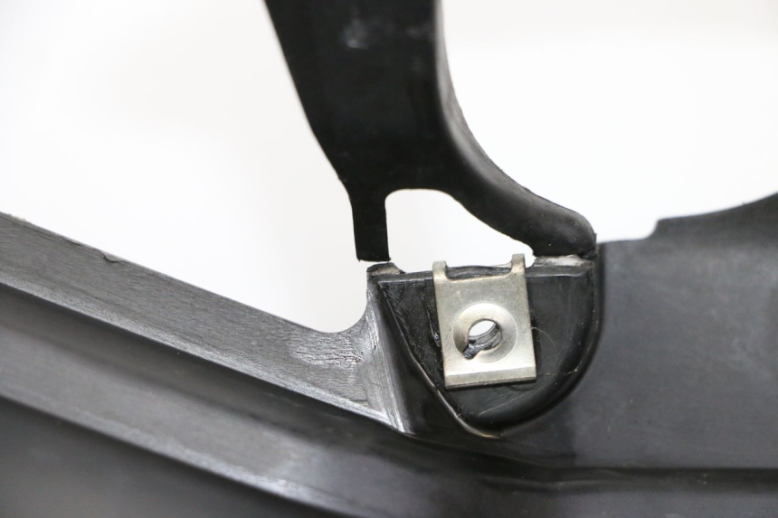 photo de PANEL INTERIOR YAMAHA X-MAX XMAX 125 (2010 - 2013) - Otra vista del artículo