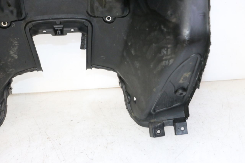 photo de PANEL INTERIOR YAMAHA X-MAX XMAX 125 (2010 - 2013) - Zoom sobre los componentes