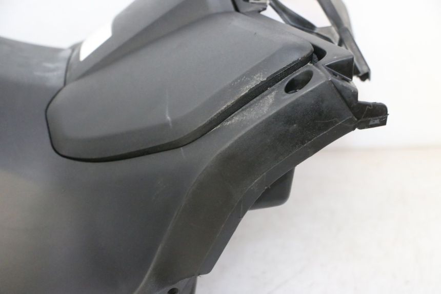 photo de PANEL INTERIOR YAMAHA X-MAX XMAX 125 (2010 - 2013) - Zoom calidad de ocasión