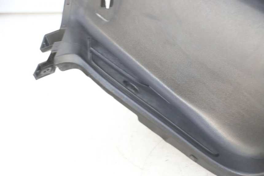 photo de PANEL INTERIOR YAMAHA X-MAX XMAX 125 (2010 - 2013) - Primer plano de alta resolución