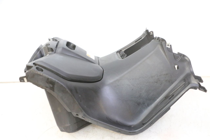 photo de PANEL INTERIOR YAMAHA X-MAX XMAX 125 (2010 - 2013) - Enfoque en la estructura