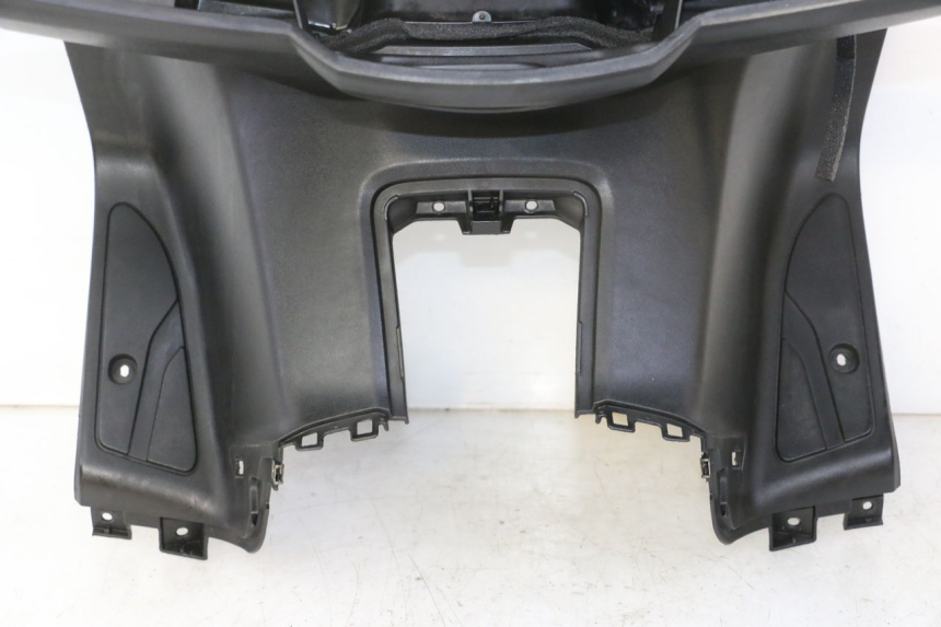 photo de PANEL INTERIOR YAMAHA X-MAX XMAX 125 (2010 - 2013) - Ángulo de visión alternativo