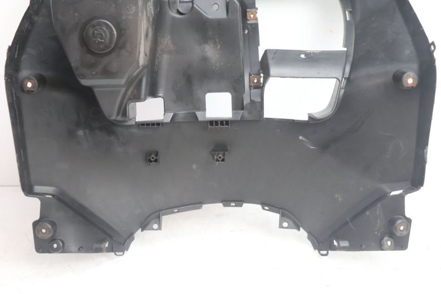 photo de PANEL INTERIOR YAMAHA XMAX X-MAX 125 (2006 - 2009) - Otra vista del artículo