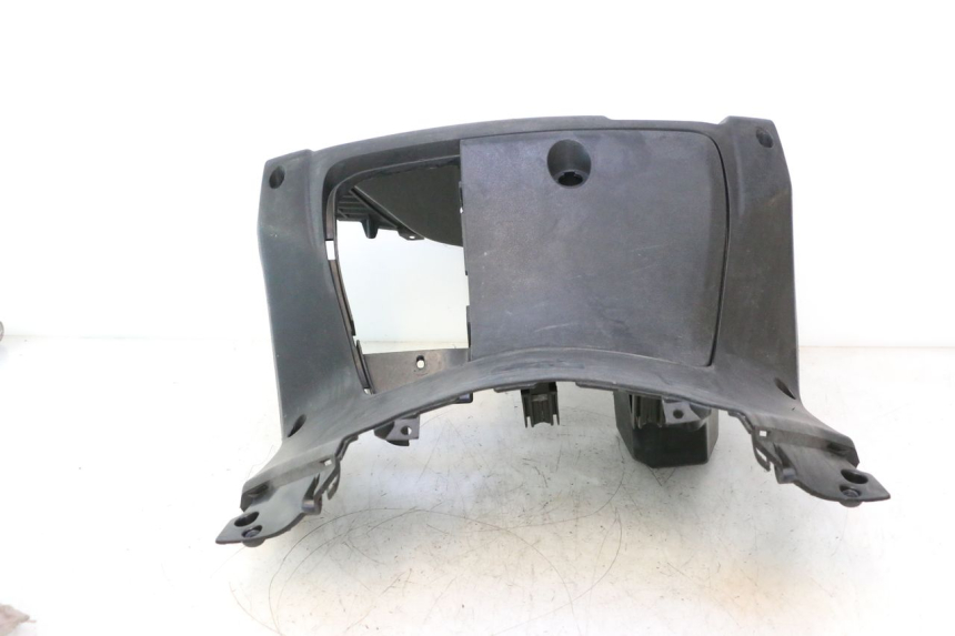 photo de PANEL INTERIOR YAMAHA XMAX X-MAX 125 (2006 - 2009) - Características distintivas