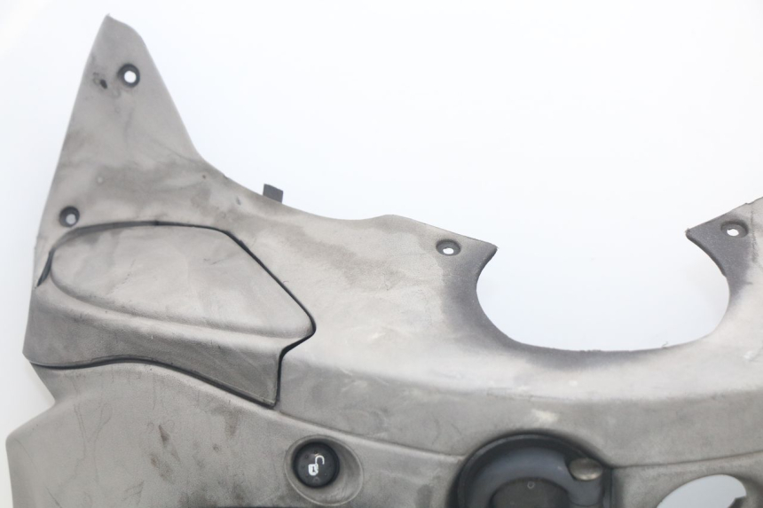 photo de PANEL INTERIOR PIAGGIO X9 EVOLUTION 250 (2003 - 2007) - Primer plano de alta resolución