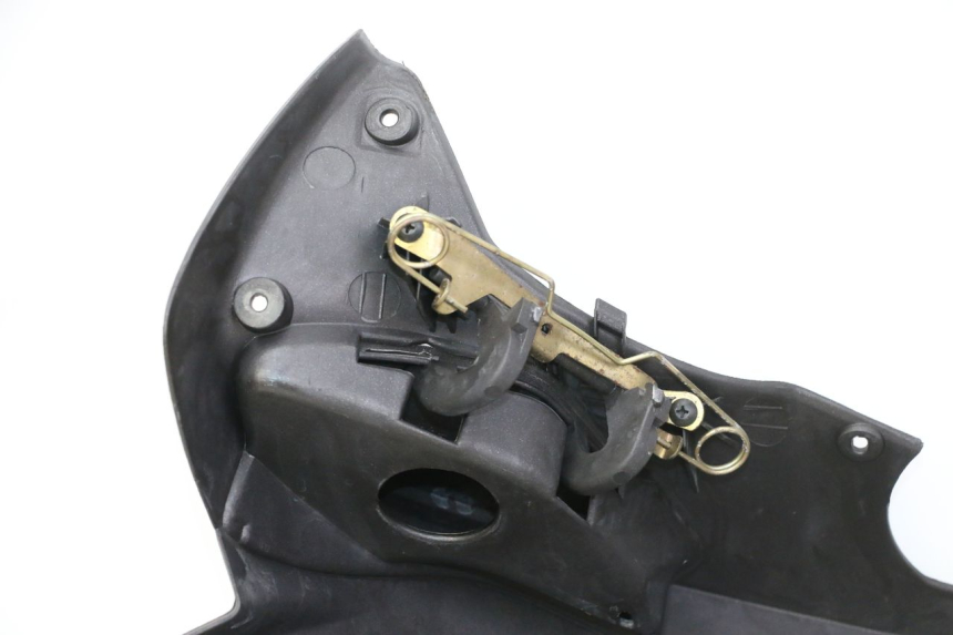 photo de PANEL INTERIOR PIAGGIO X9 EVOLUTION 125 (2003 - 2007) - Zoom sobre los componentes