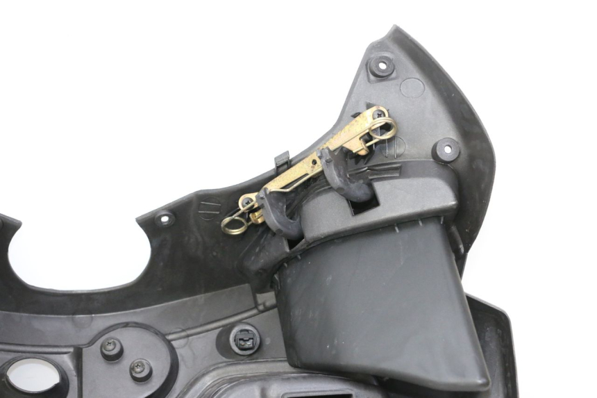 photo de PANEL INTERIOR PIAGGIO X9 EVOLUTION 125 (2003 - 2007) - Primer plano de alta resolución